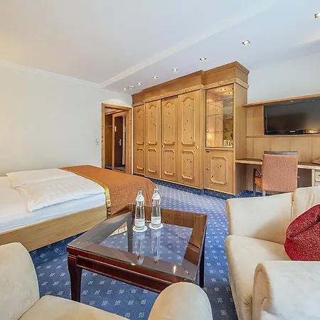 Otel Europaeischer Hof Aktivhotel & 4*